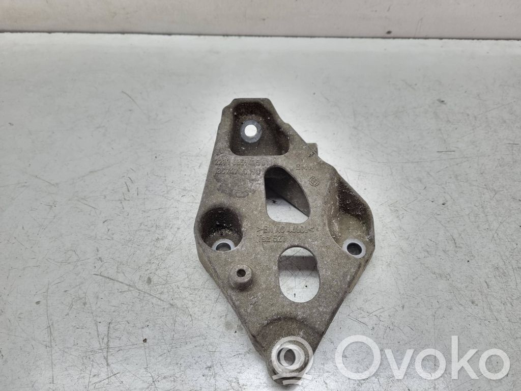 BMW 3 F30 F35 F31 Engine mounting bracket 