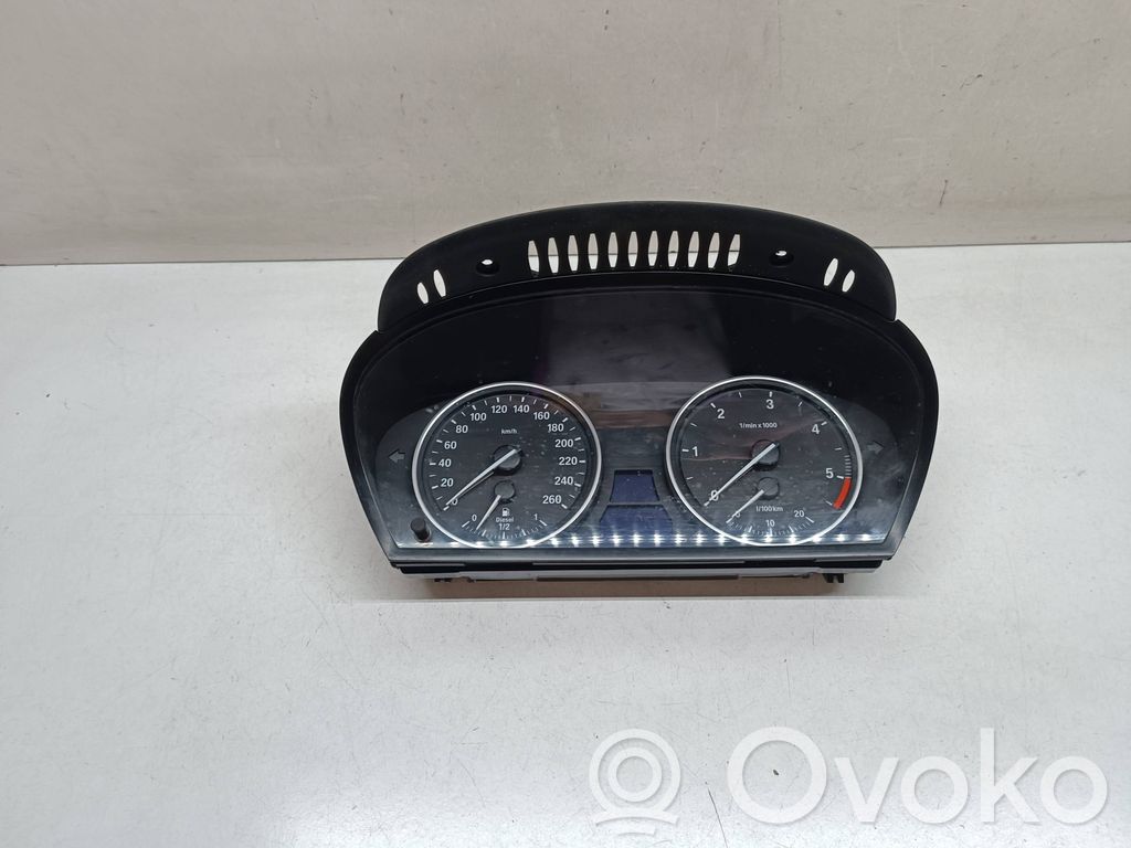 BMW X5 E70 Nopeusmittari (mittaristo) 