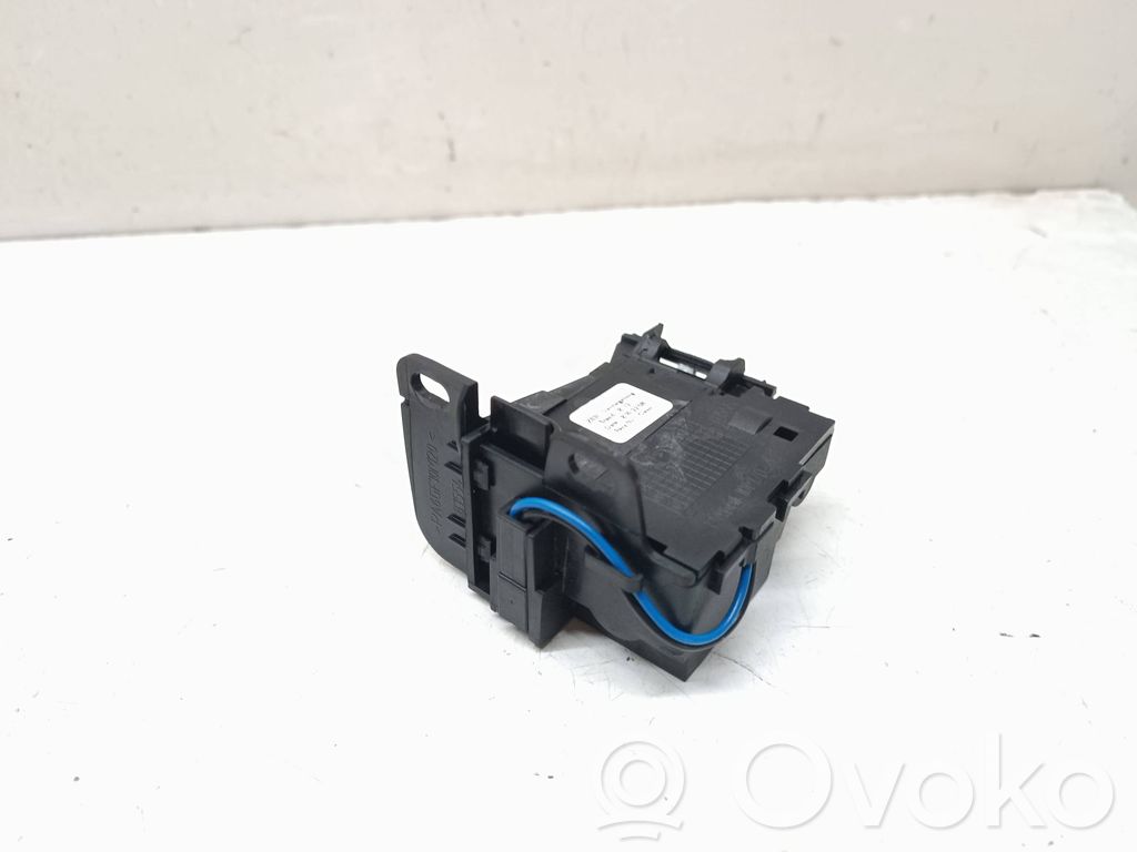 BMW 3 E92 E93 Stellmotor Zentralverriegelung 