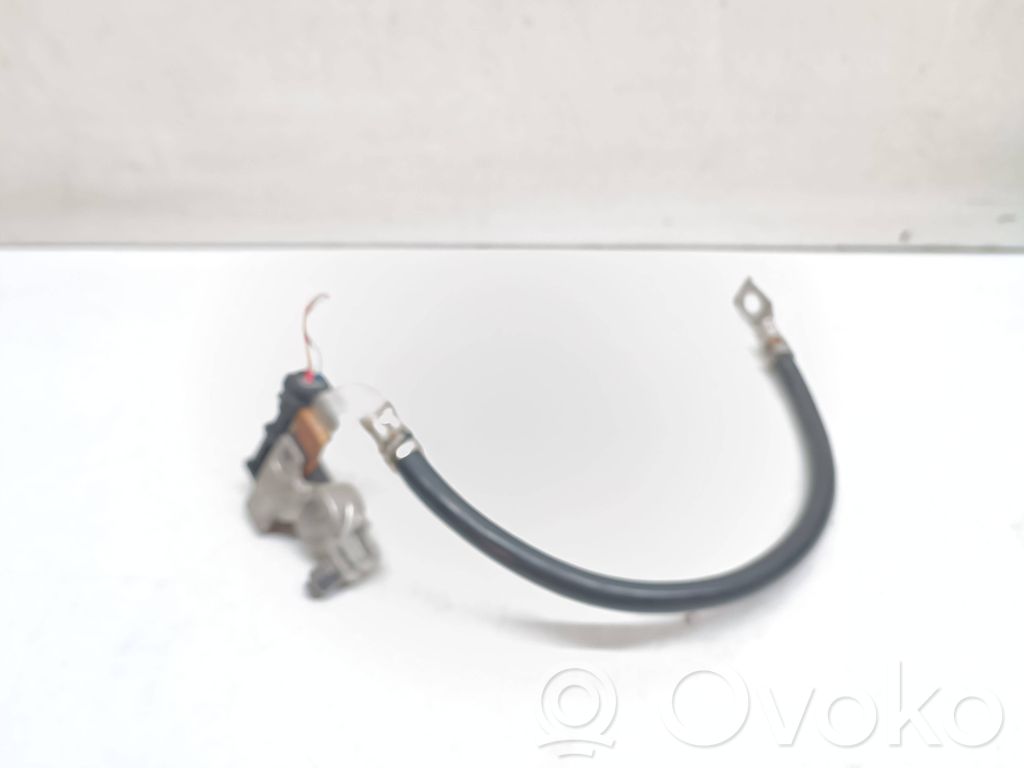 BMW 1 F20 F21 Câble négatif masse batterie