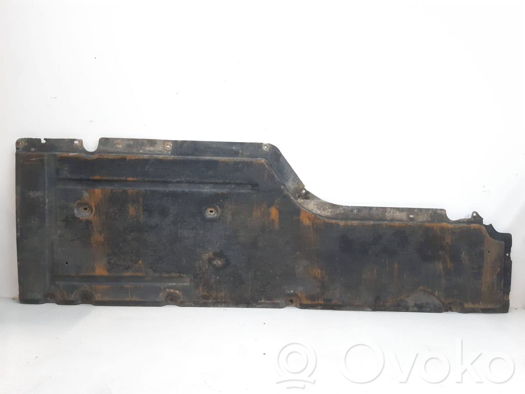 Protección inferior lateral   7070179,51757070179,7009725,51757009725