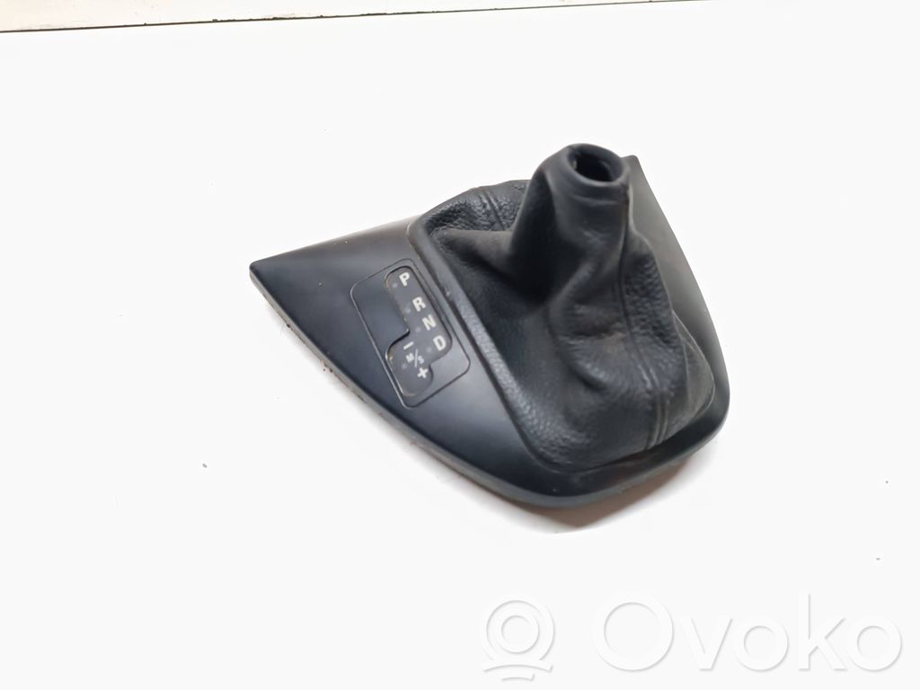 Contour de levier de vitesses   7060445