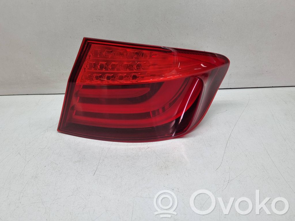 BMW 5 F10 F11 Lampă spate în caroserie 