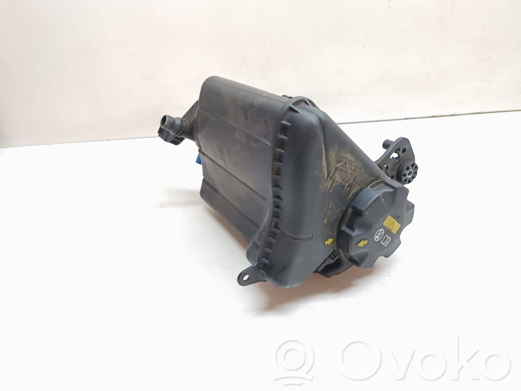 BMW 5 F10 F11 Vase d'expansion / réservoir de liquide de refroidissement