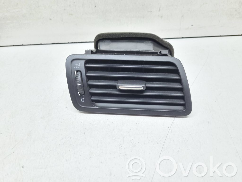 Volkswagen PASSAT B6 Copertura griglia di ventilazione laterale cruscotto 