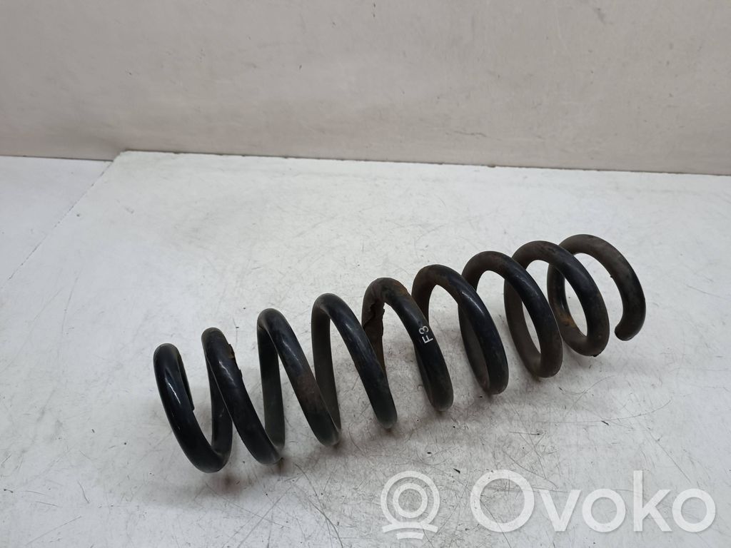 BMW 3 E90 E91 Arc elicoidal spate 