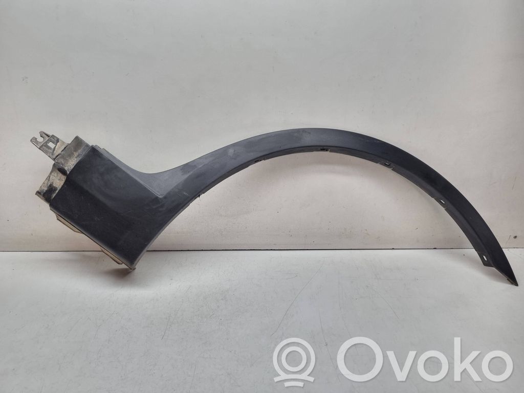 BMW X3 E83 Rivestimento passaruota anteriore 