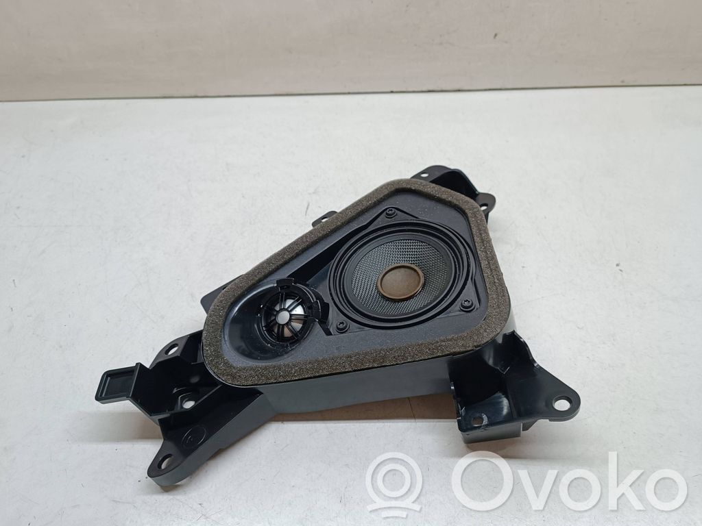 BMW X3 F25 Enceinte de plage arrière