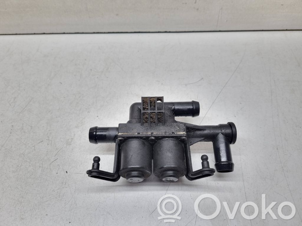 BMW 5 F10 F11 Supapă control încălzitor lichid răcire 