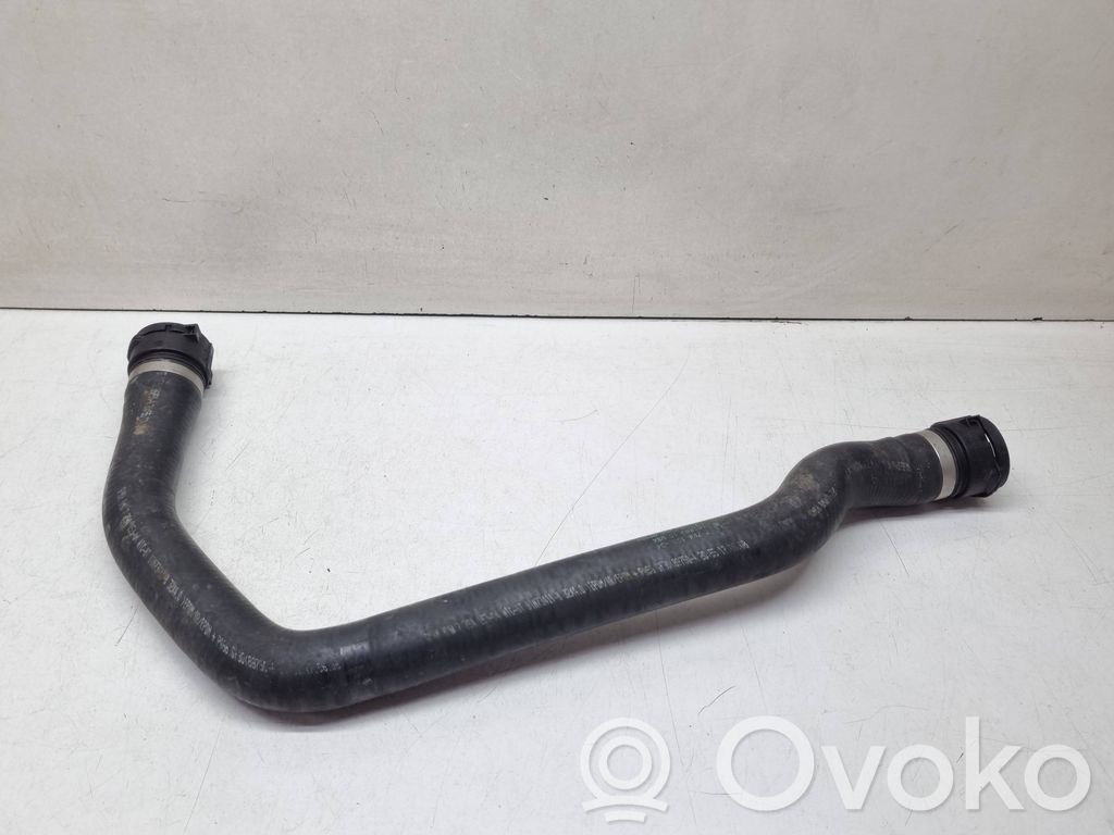 BMW X5 E70 Tuyau de liquide de refroidissement moteur 