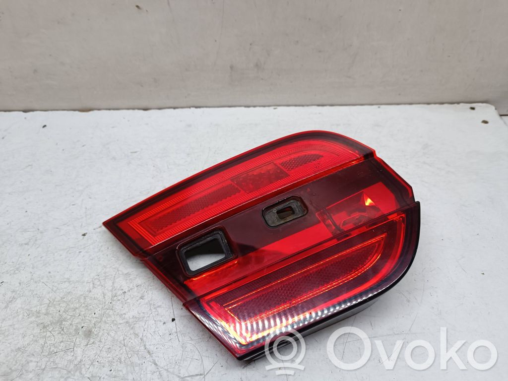 Jaguar XF X250 Takaluukun takavalot 