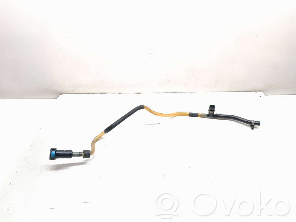 BMW 3 E92 E93 Leitung / Schlauch Kraftstoff