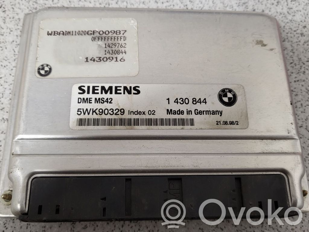 BMW 5 E39 Engine control unit/module 