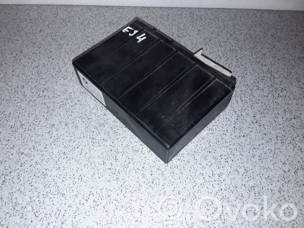 BMW 5 E34 Door central lock control unit/module 