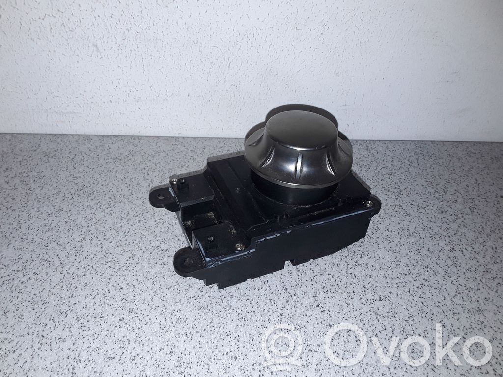 BMW 5 E60 E61 Multifunctional control switch/knob 