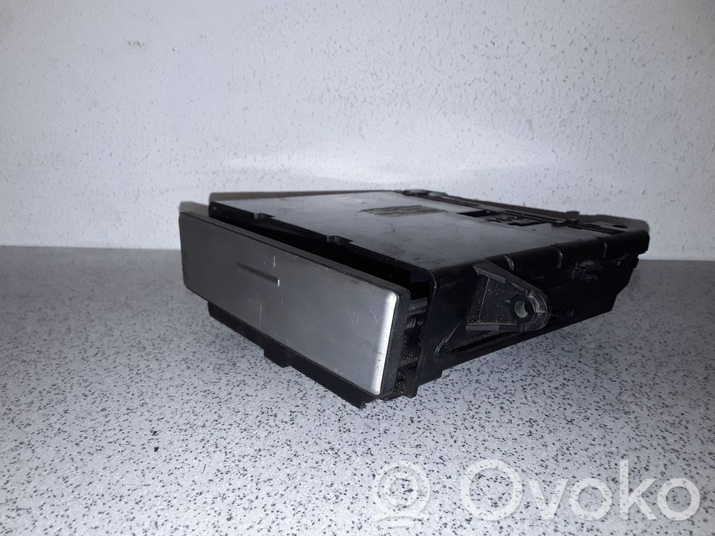 BMW 5 E60 E61 Pelnutrauks 