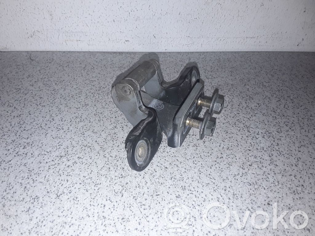 BMW 3 E36 Tailgate/trunk/boot hinge 