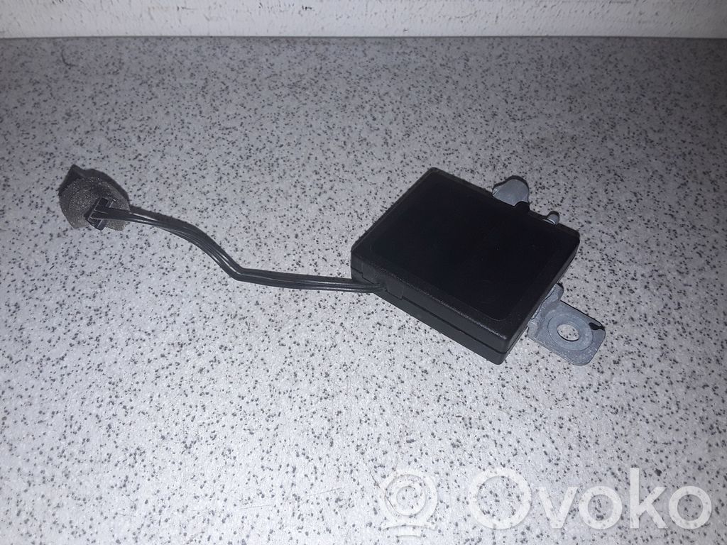 BMW 3 E36 Antenos stiprintuvas 