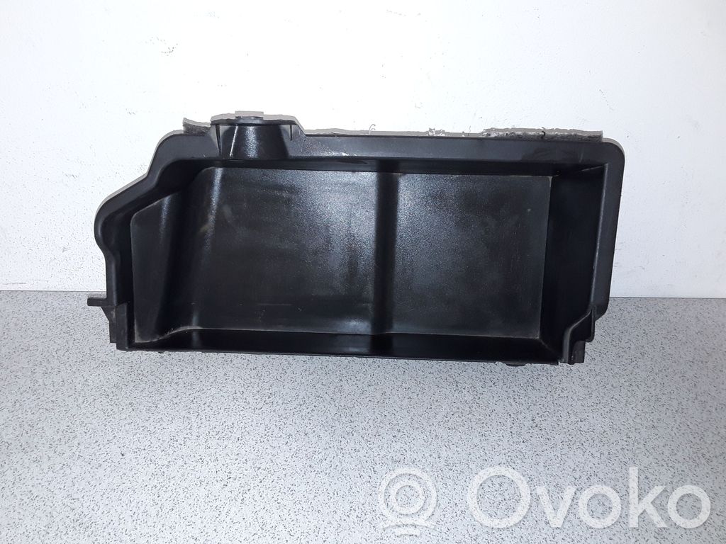 BMW 5 E60 E61 Boîte de rangement 