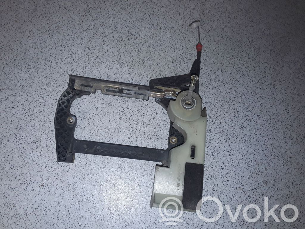 BMW 5 E39 Front door exterior handle/bracket 