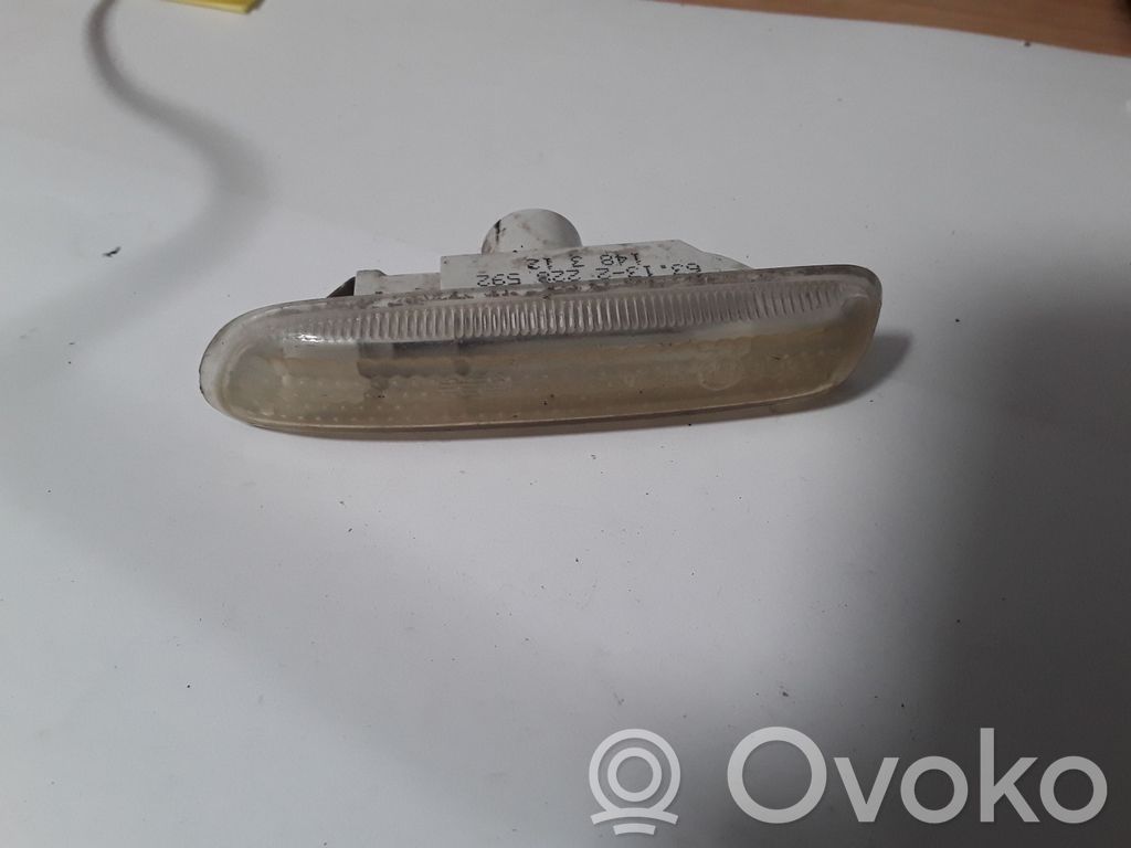 BMW 3 E46 Front fender indicator light 
