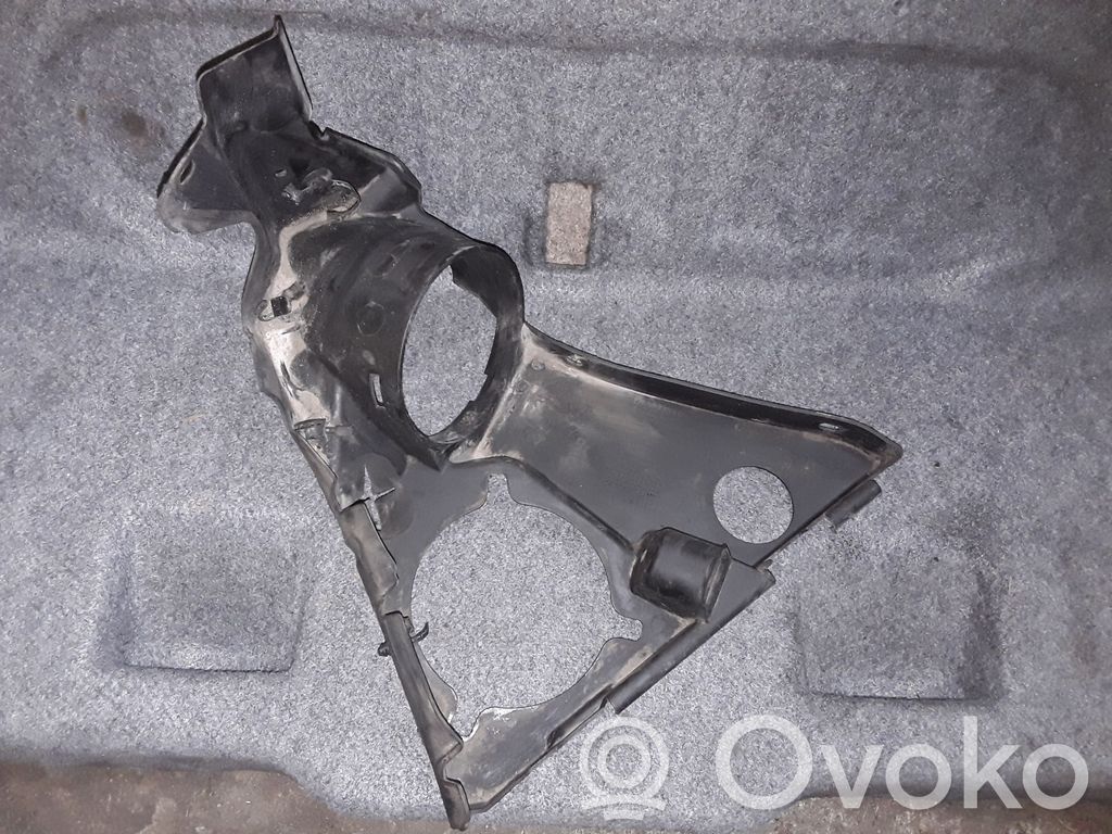 BMW 5 E39 Inne części komory silnika 
