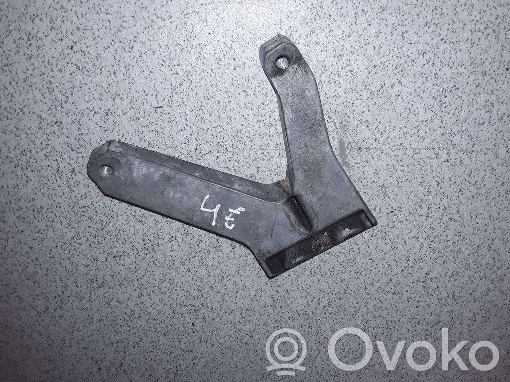 BMW 3 E46 Engine mounting bracket 