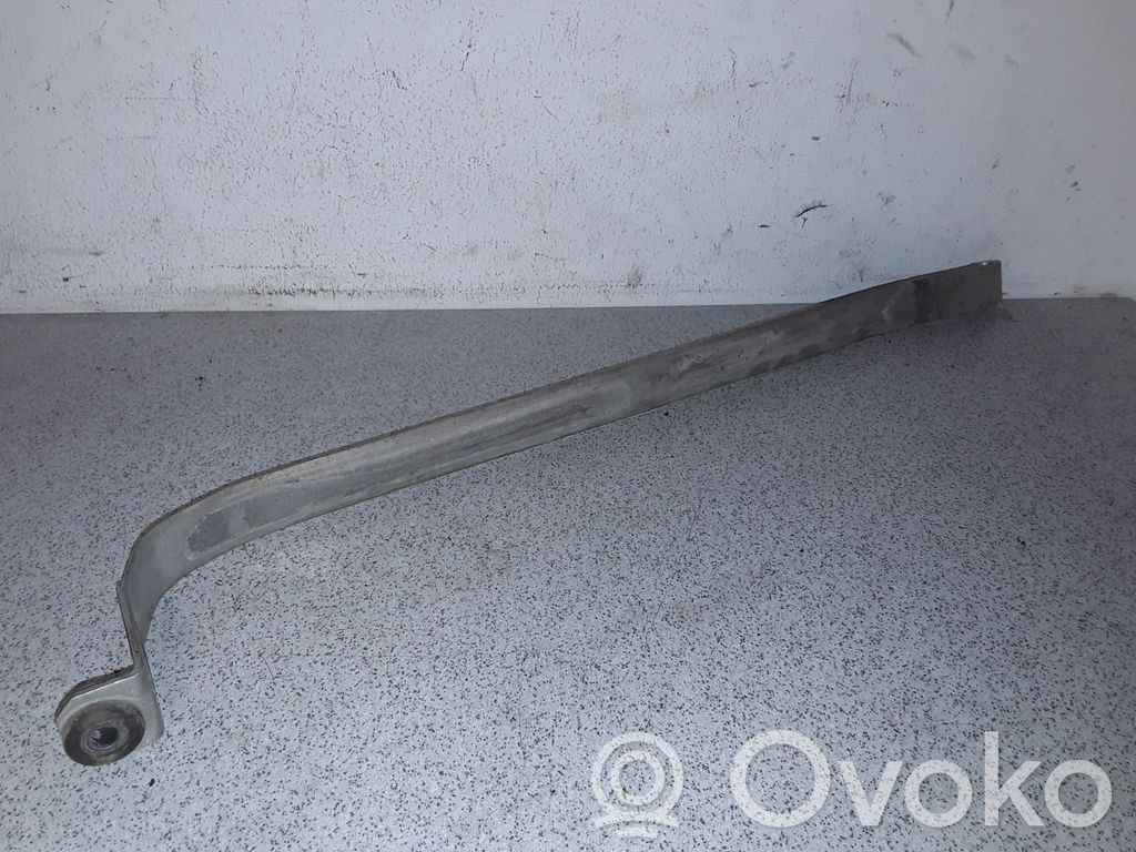 BMW 3 E46 Polttoainesäiliön kannake 