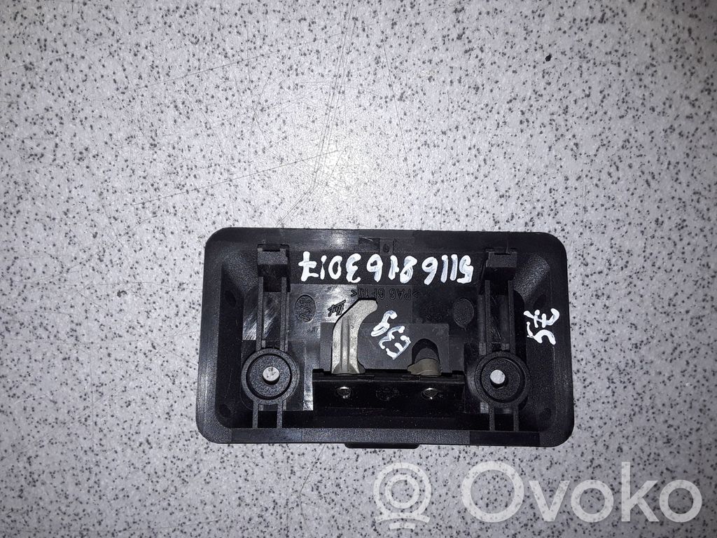 BMW 5 E39 Glove box handle 