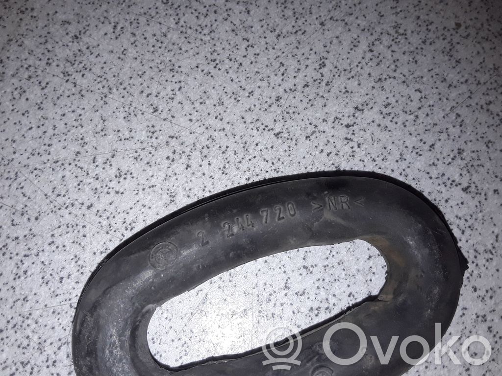 BMW 5 E39 Muffler mount bracket/holder 