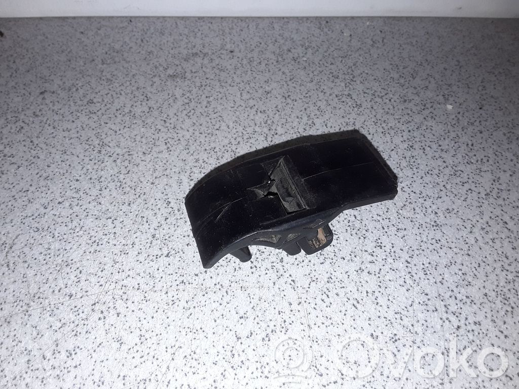 BMW 3 E36 Radiator mount bracket 