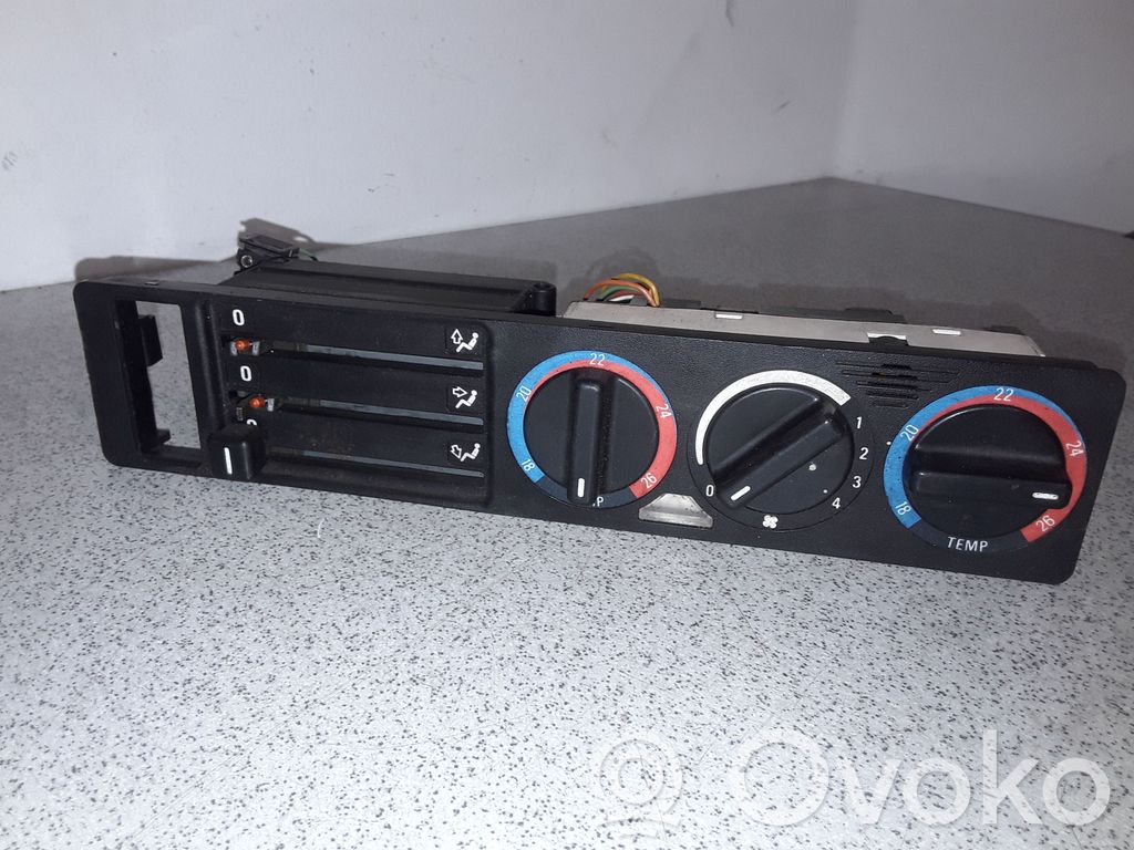 Climate control unit   1389620