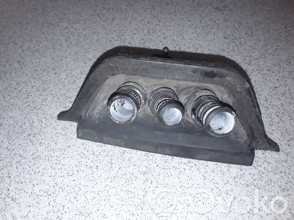 BMW 3 E36 Caurulīte (-es) / šļūtene (-es) 