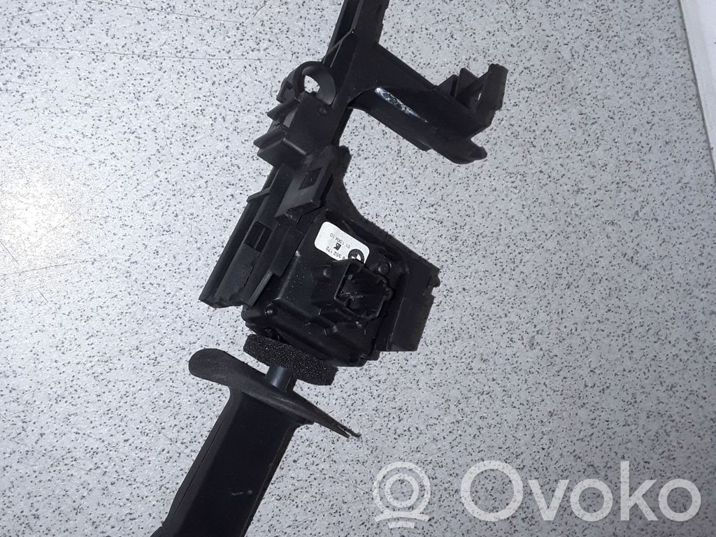 BMW 5 E39 Rokturu komplekts 