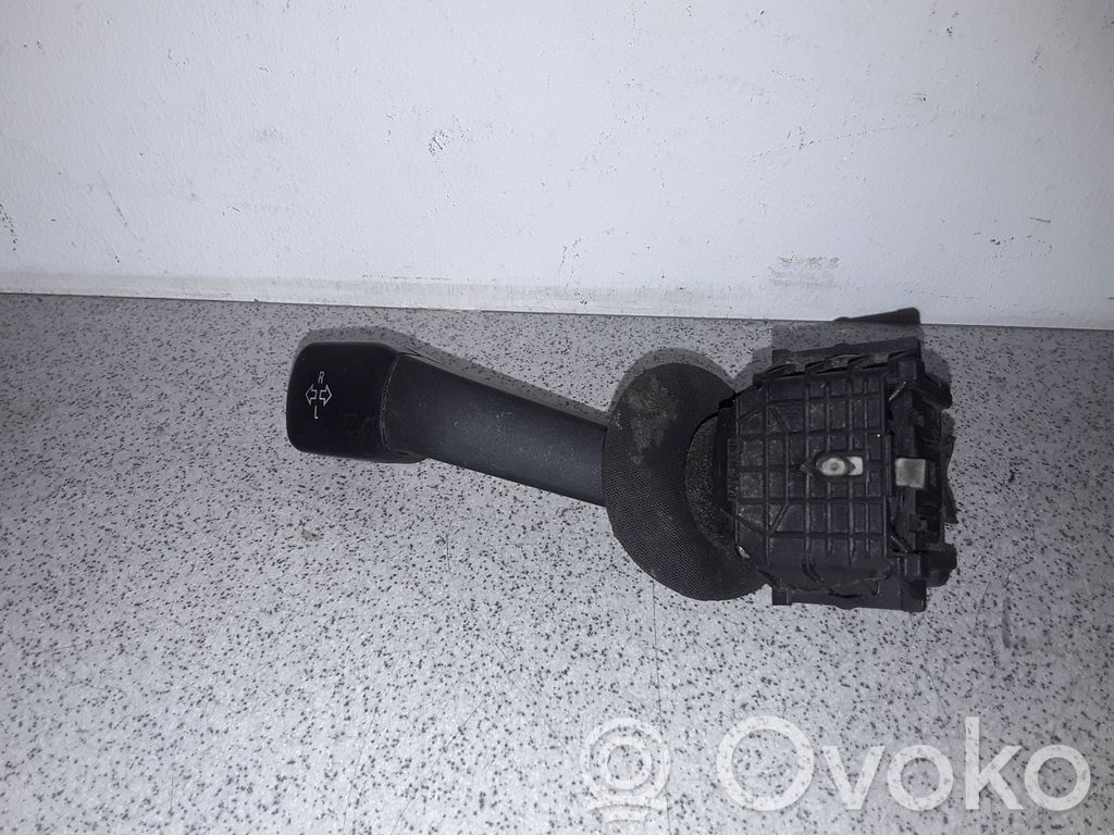 BMW 5 E39 Indicator stalk 