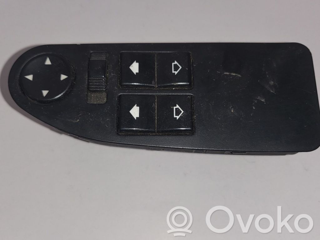 BMW 5 E39 Electric window control switch 