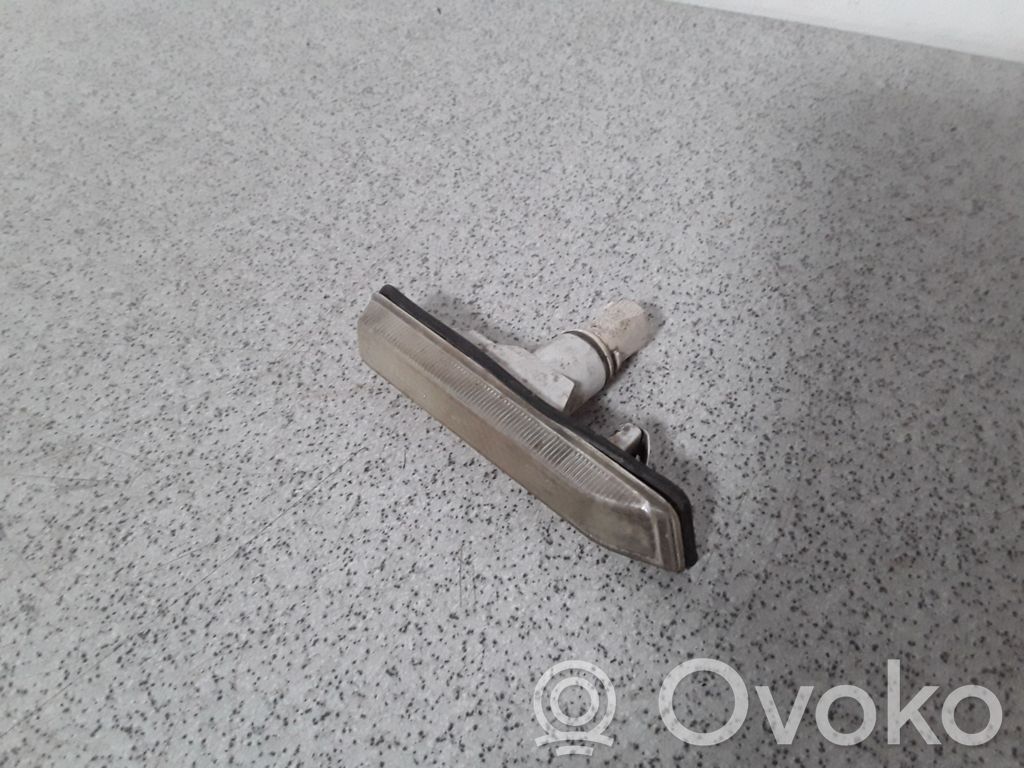 BMW X5 E53 Front fender indicator light 