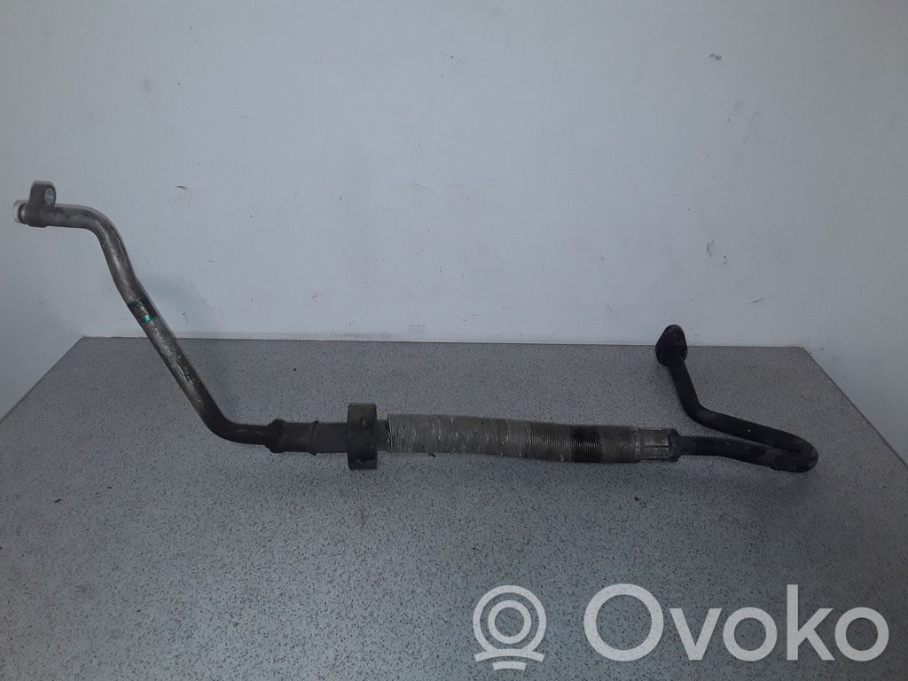 BMW 5 E39 Air conditioning (A/C) pipe/hose 