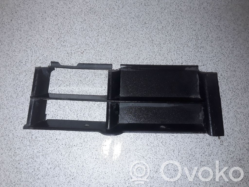 BMW 5 E39 Grille inférieure de pare-chocs avant 