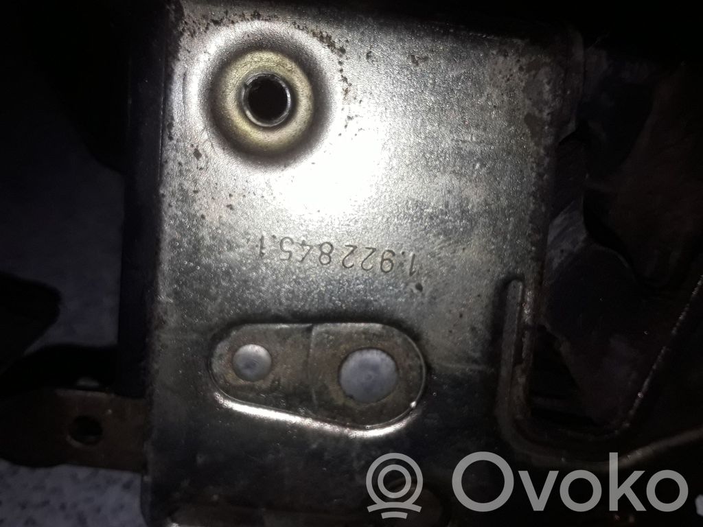 BMW 3 E30 Front door lock 
