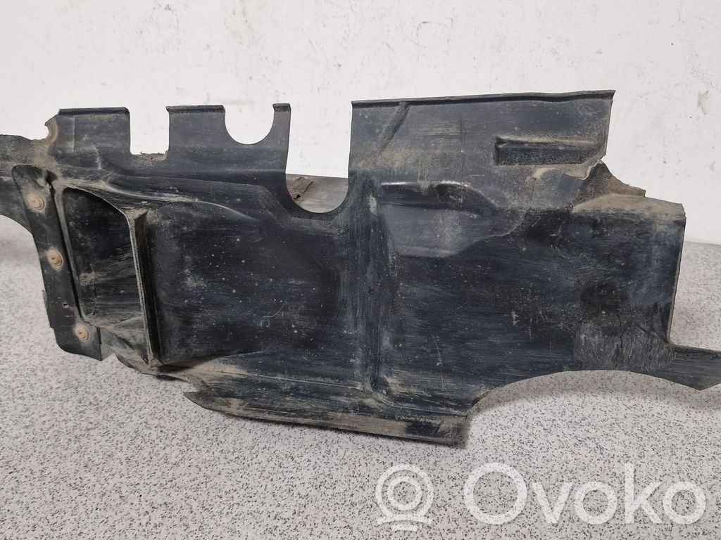 BMW 5 E39 Kanał powietrza hamulca 