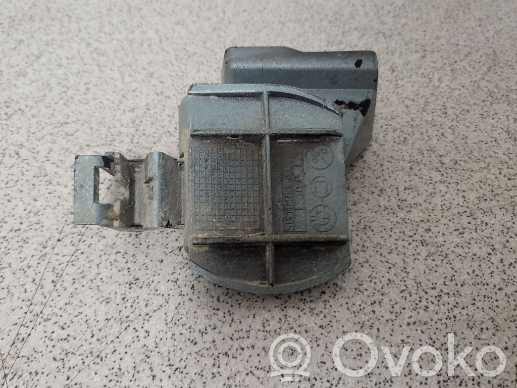 BMW 3 E46 Rear bumper mounting bracket 