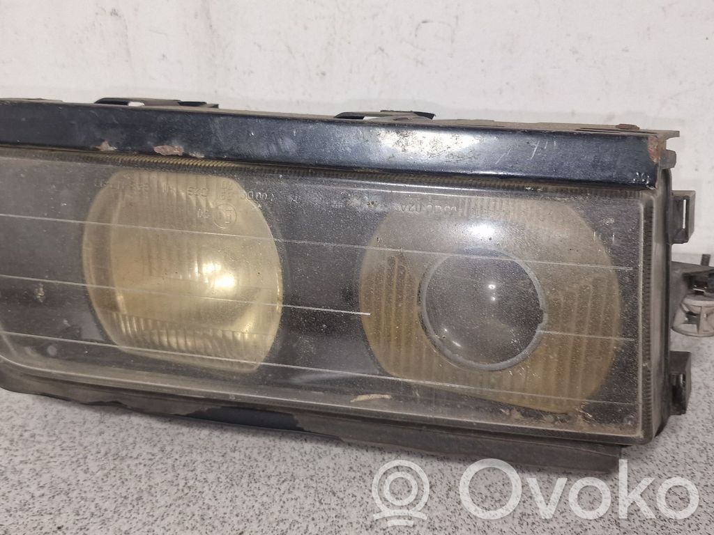 Headlight/headlamp   8352746