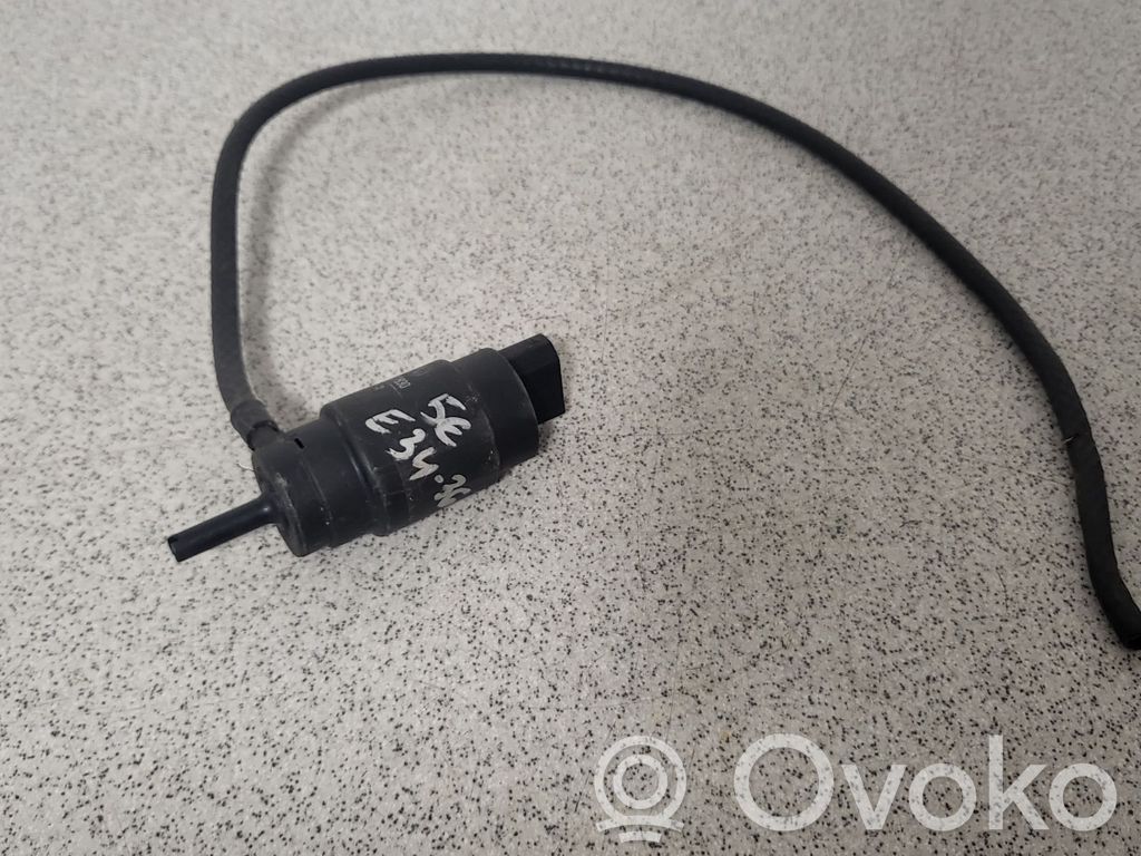 BMW 5 E34 Windscreen/windshield washer pump 