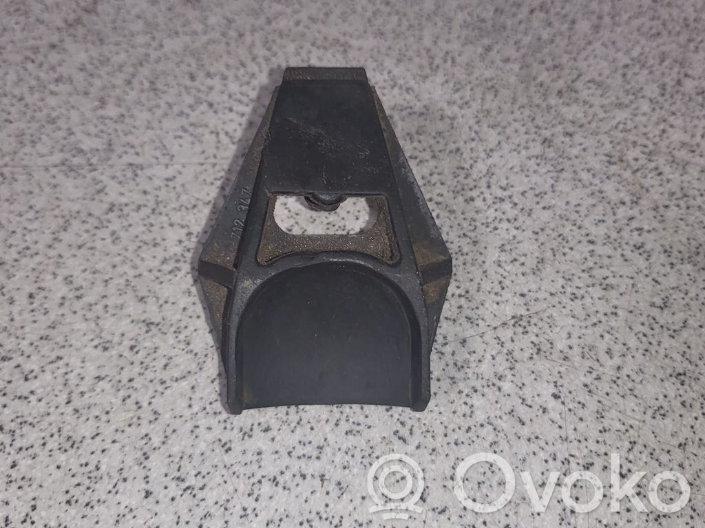 BMW 3 E36 Radiator mount bracket 