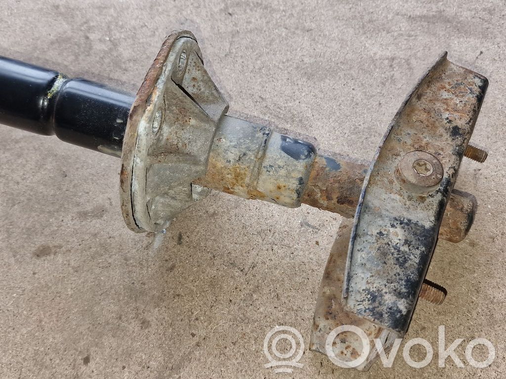 BMW 3 E36 Priekšpusē bampera turētājs 