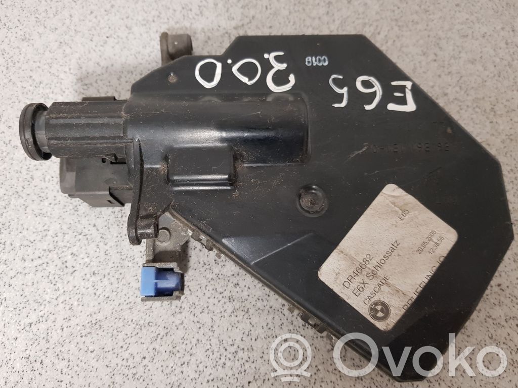BMW 7 E65 E66 Užvedimo spynelė 