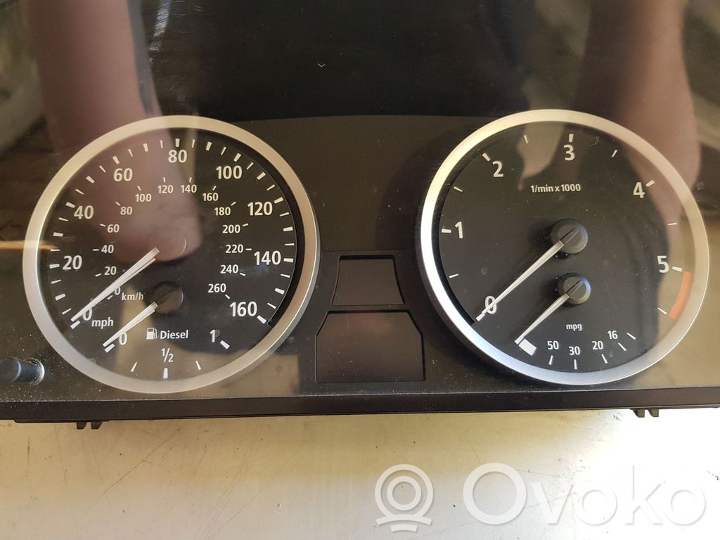 BMW 5 E60 E61 Speedometer (instrument cluster) 