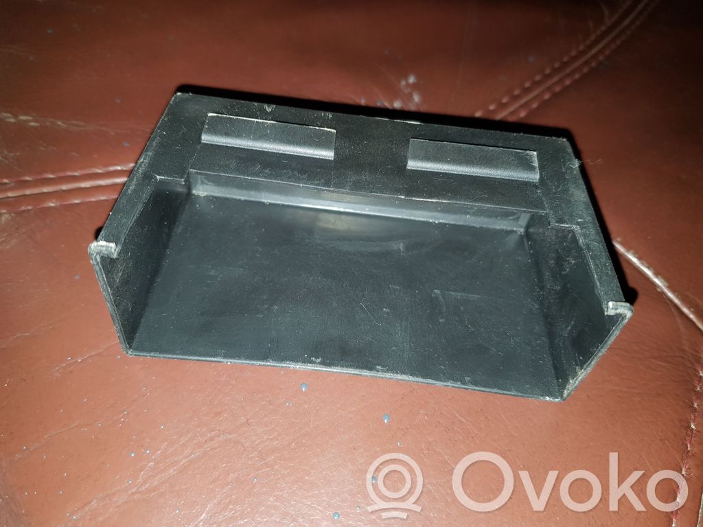 BMW 3 E36 Fuse box cover 