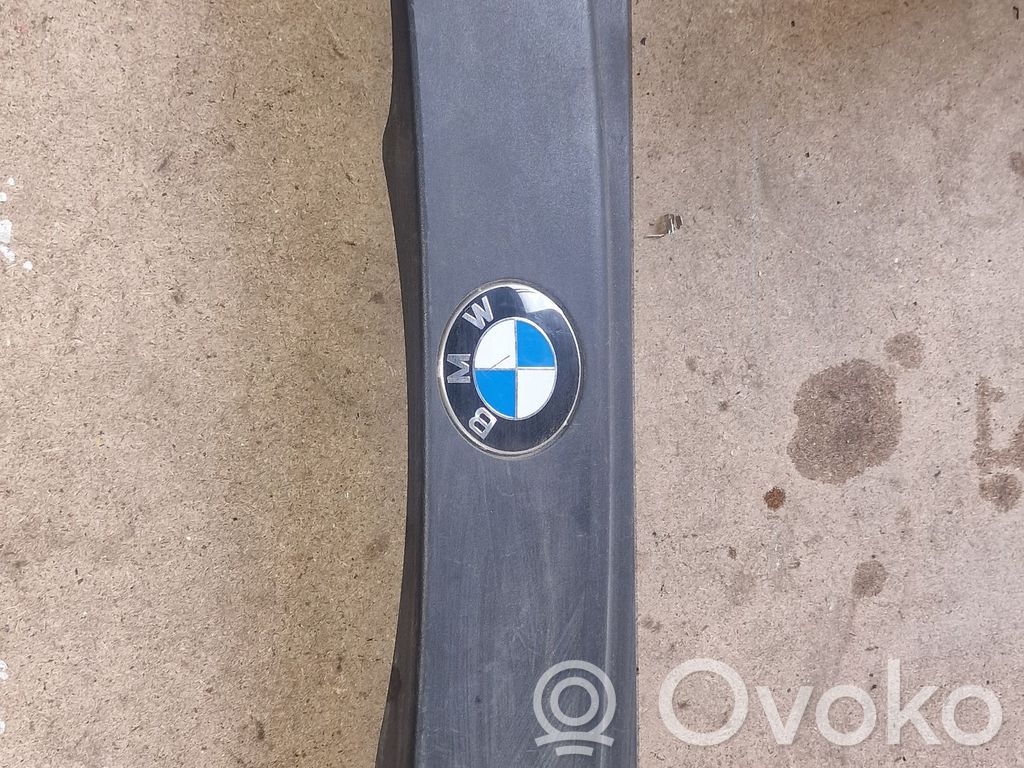 BMW 5 E60 E61 Engine cover (trim) 